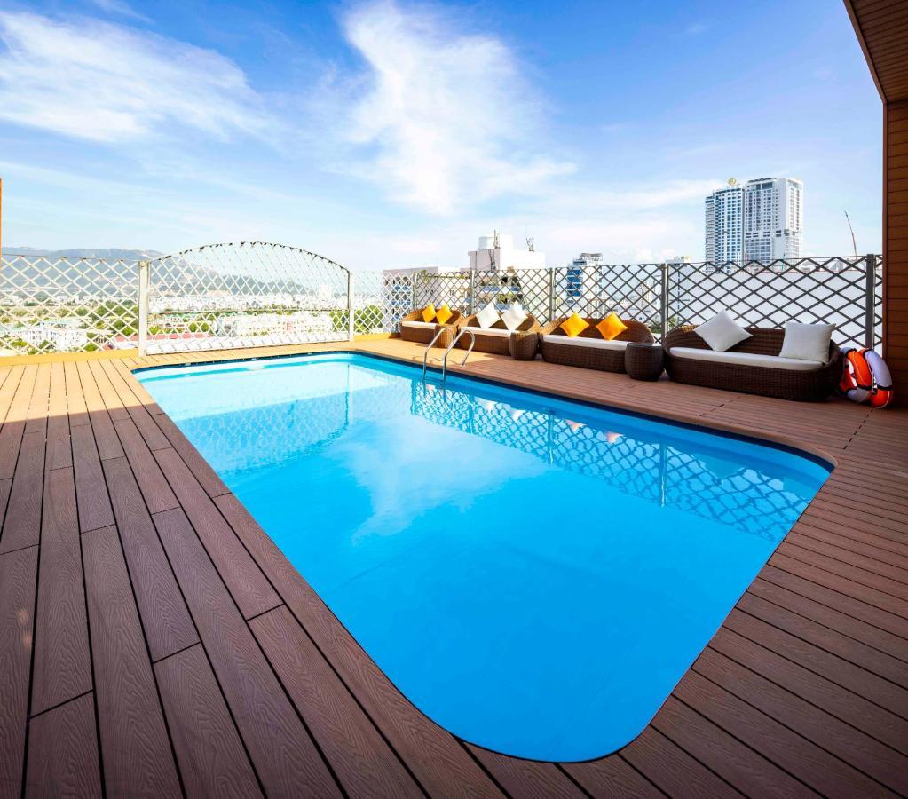Navy Hotel ญาจาง ภายนอก รูปภาพ
