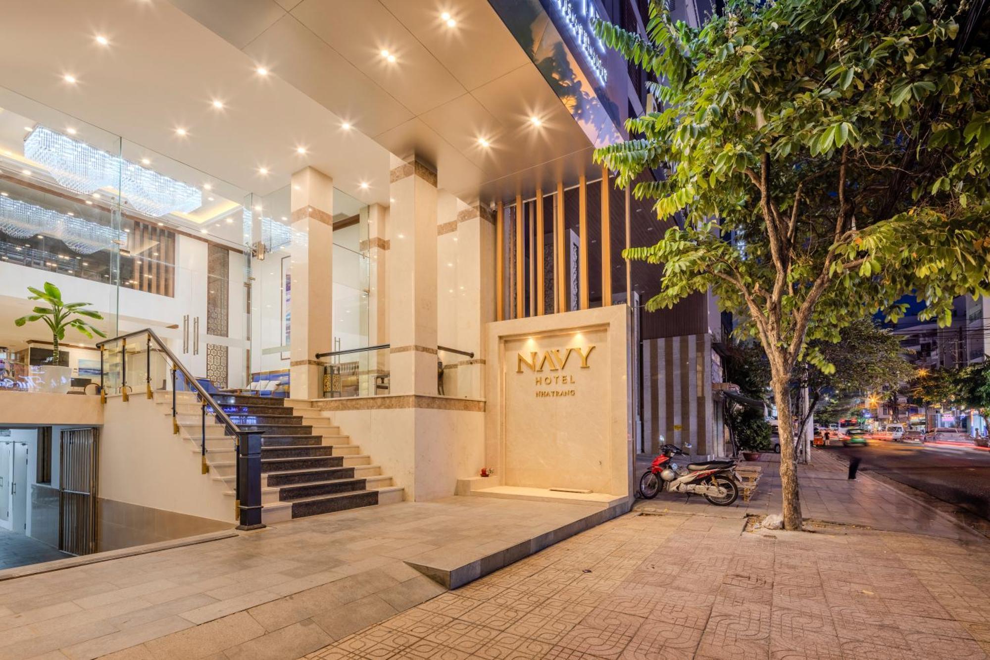 Navy Hotel ญาจาง ภายนอก รูปภาพ