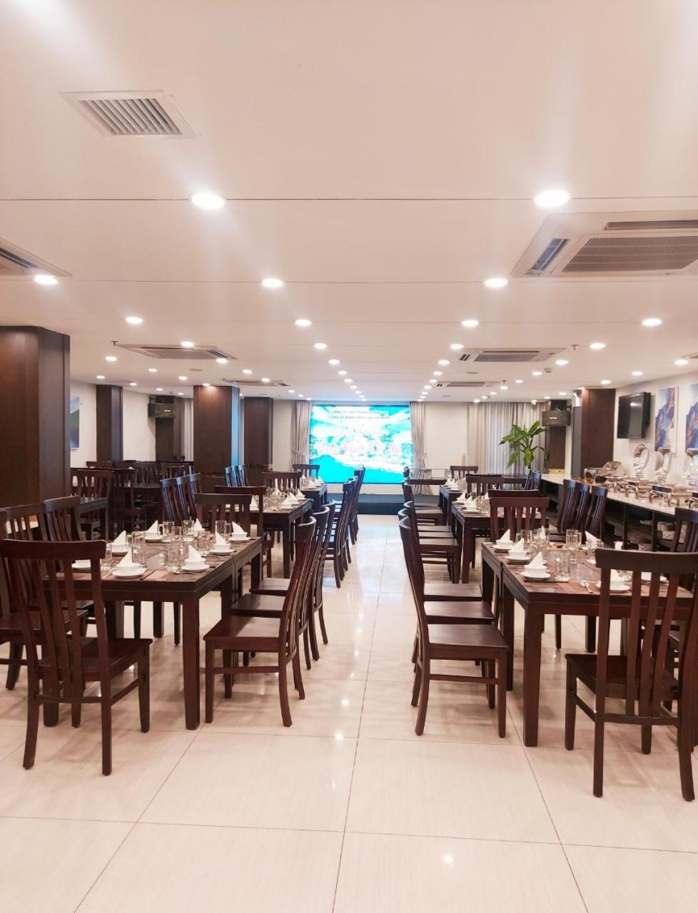 Navy Hotel ญาจาง ภายนอก รูปภาพ