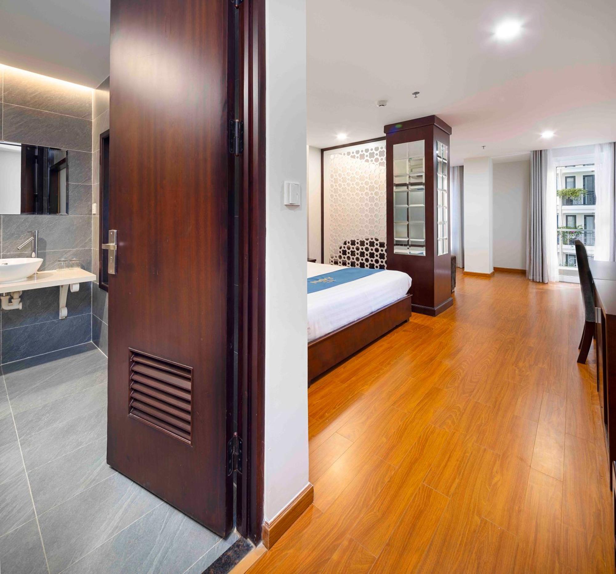 Navy Hotel ญาจาง ภายนอก รูปภาพ